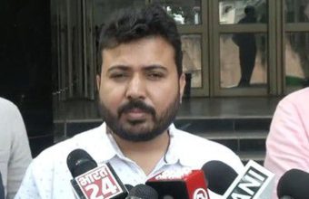 AAP Leaders Boycott Delhi HC Proceedings in Liquor Policy Case