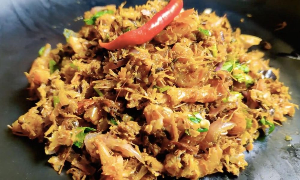 Delight in Odia Flavours: Savour Chingudi Chhechaa and Aloo Potala Rasaa with Steamed Rice