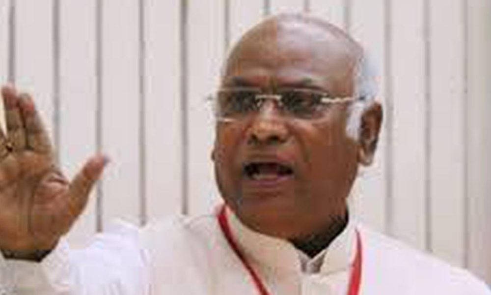 Election Commission Issues Notice to Congress President Kharge for Controversial Remarks on PM Modi