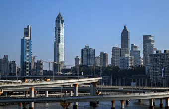 India Set to Welcome Over 300 Billionaires by 2031, Study Reveals