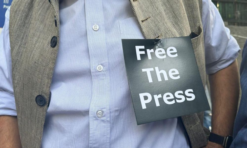 India's Press Freedom Ranking Plummets Amid Economic Turmoil and Health Concerns