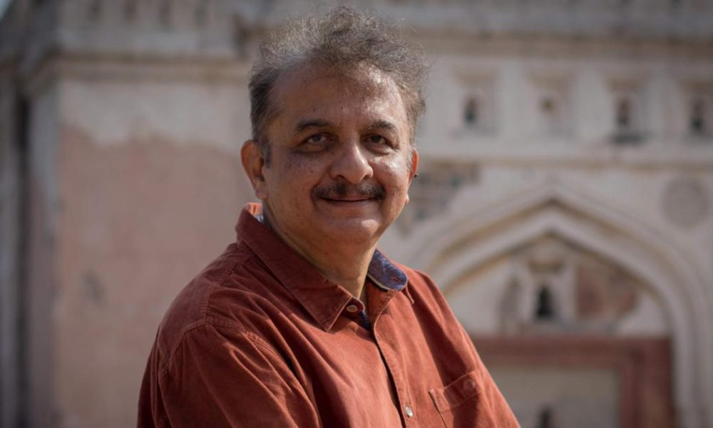 Jayant Kaikini's 'Touring Talkies': A Deep Dive into Cinema and Aesthetic Wonder