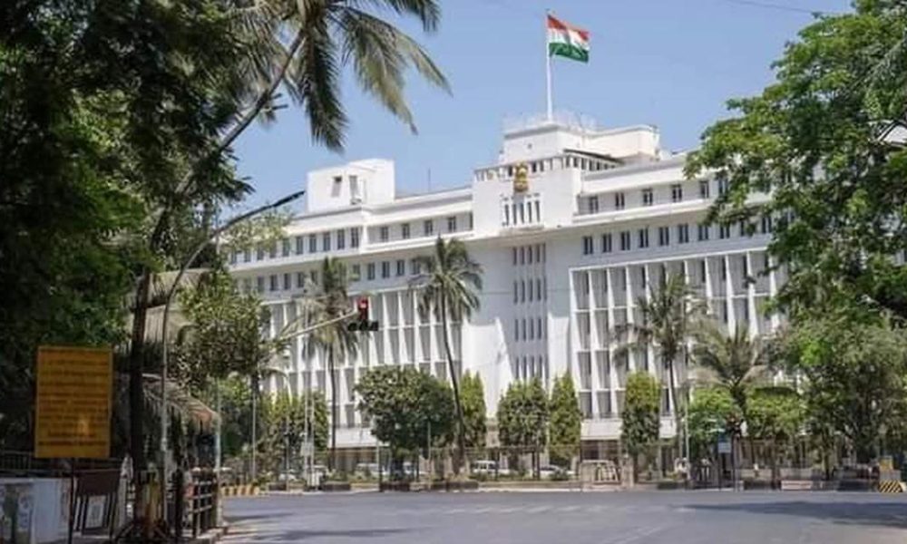 Maharashtra Officials No Longer Required to Greet Convicted Legislators
