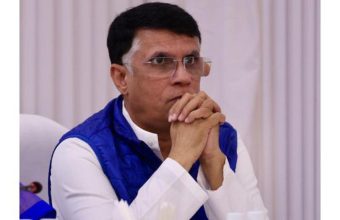 Supreme Court Halts Bail for Congress Leader Pawan Khera Amid Assam Police Case