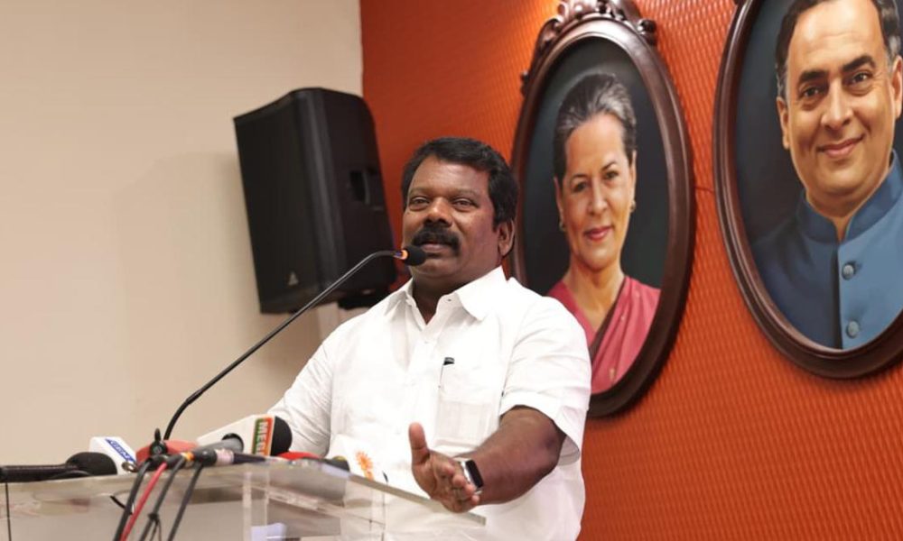 Tamil Nadu Congress Chief Accuses Income Tax Officials of Illegal Confinement During Search Operation