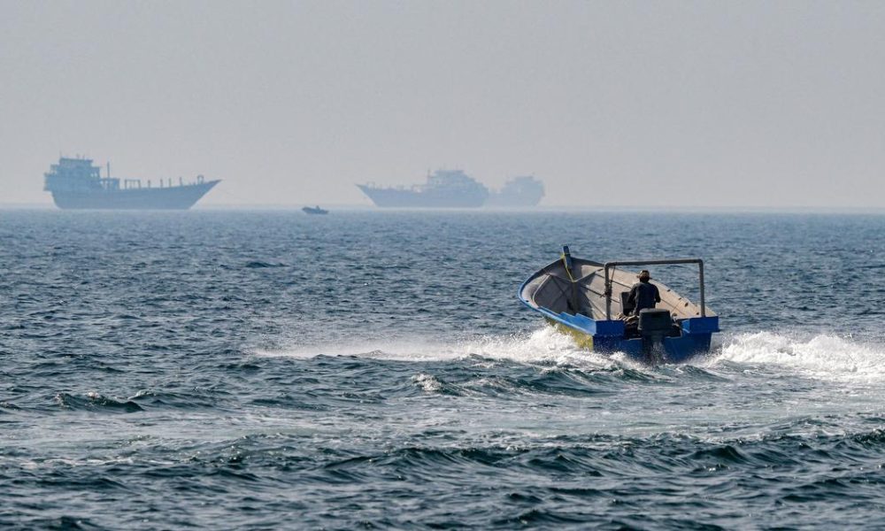 US Imposes Blockade on Iran's Ports: Implications for Global Oil Supply and Economy