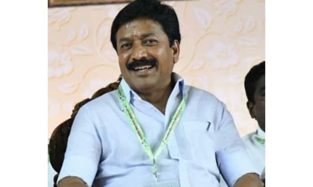 AIADMK Faction Backs Vijay's Tamilaga Vettri Kazhagam Amid Internal Strife