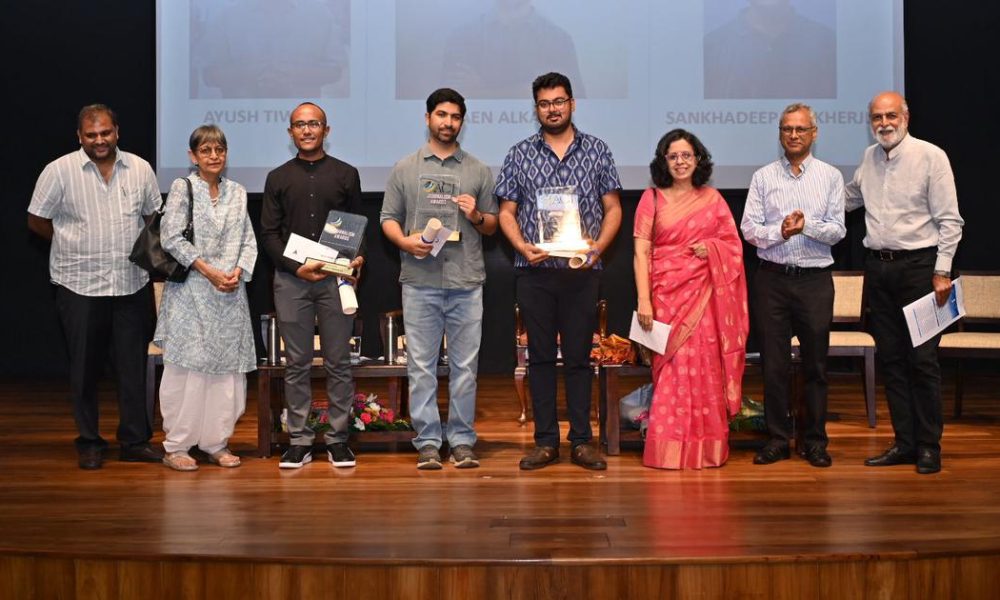 Ayush Tiwari of Scroll Recognized with 2025 ACJ Award for Groundbreaking Investigative Journalism