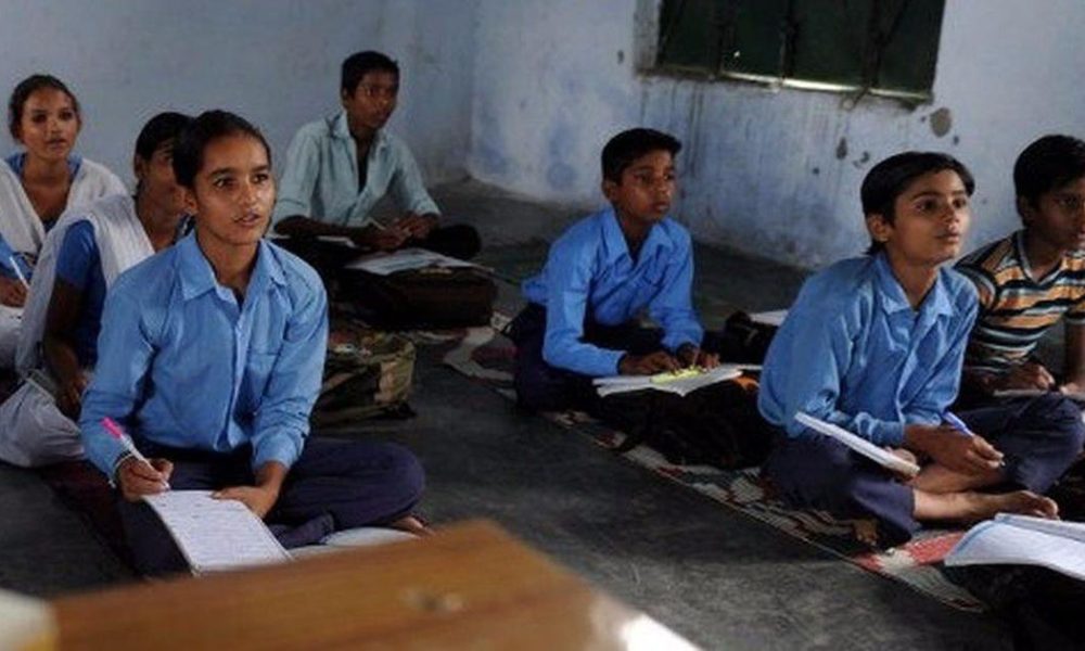 CBSE Introduces New Language Policy for Class 9 Students: Three Languages Required