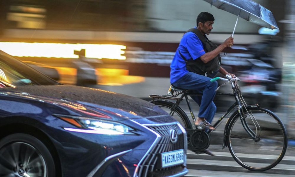 Cycling as a Solution for Pollution: Challenges Faced by Indian Cities