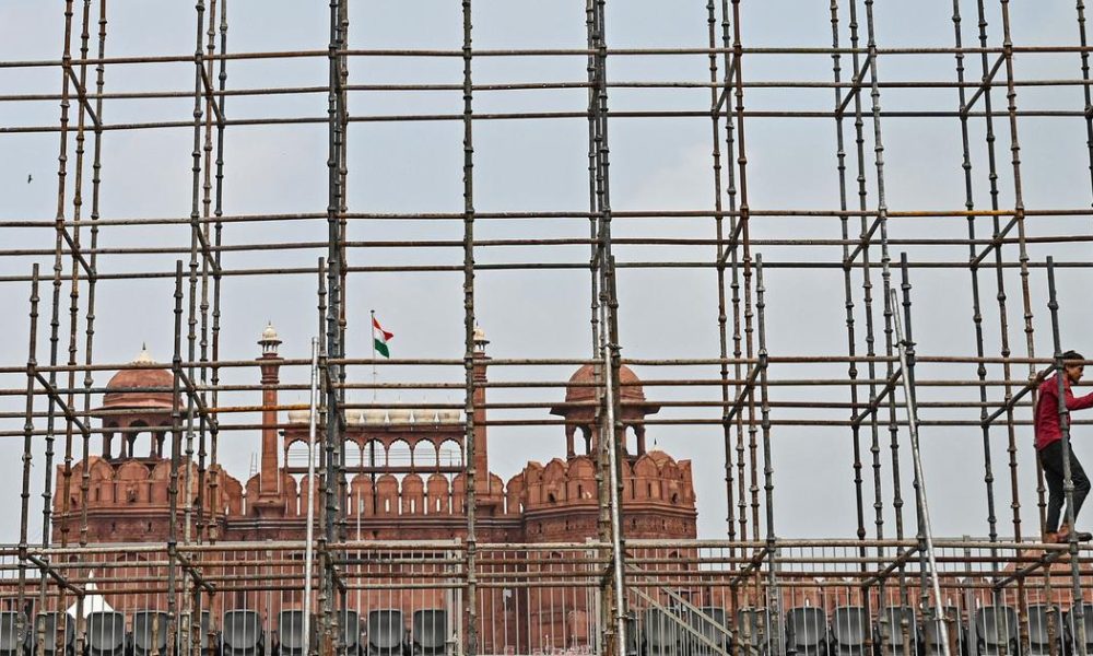 Debate Erupts Over ASI's New Guidelines for Tourist Guides at Historical Sites