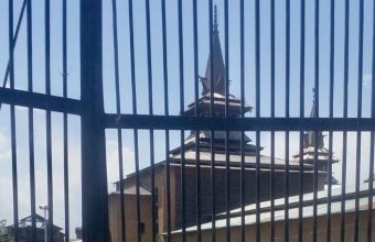 Eid prayers barred at Srinagar’s Jamia Masjid for eighth consecutive year, says Kashmir chief cleric