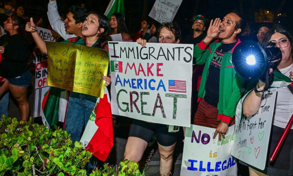 New Guidelines for H-1B Visa Holders: Green Card Applications May Not Require Leaving the US