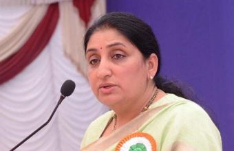 Sunetra Pawar Leads in Baramati Bye-Polls as Congress Withdraws Candidate in Karnataka