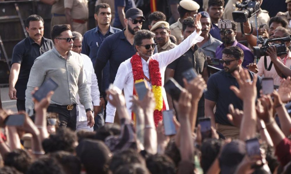 The Allure of Political Outsiders: Understanding India's Shifting Democratic Landscape