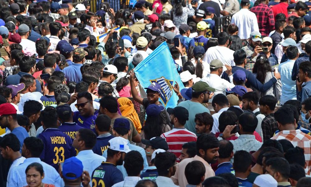 The Disregard for Public Space: A Glimpse into Indian Social Etiquette