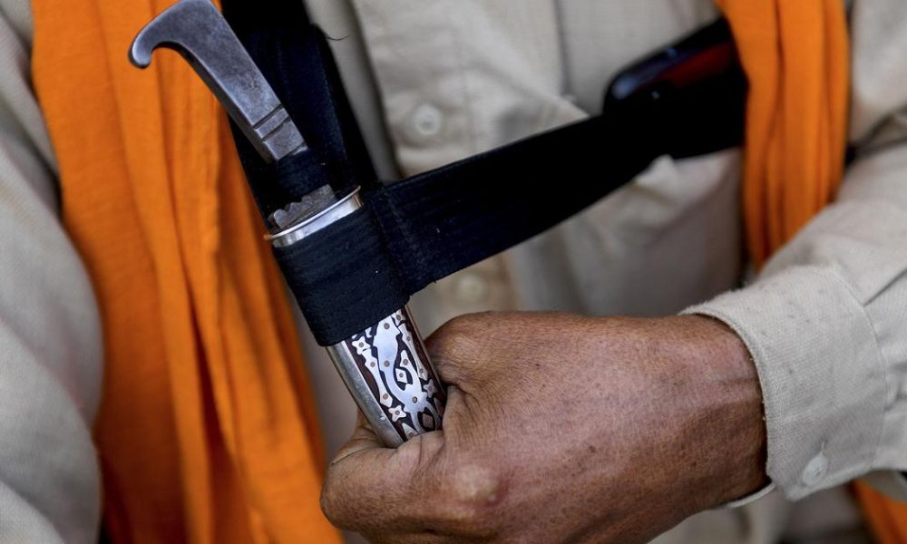 A murder in the UK reopens debate on whether Sikhs should be allowed to carry kirpans in public