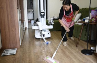 Chinese Tech Firms Leverage Human Interaction to Enhance Robot Training