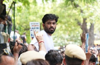 Cockroach Janta Party Leader Abhijeet Dipke Attacked During Jaipur Protest