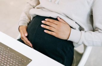 Exploring Feminine Empowerment: 'Diary of a Void' Highlights Workplace Dynamics Through a Fake Pregnancy