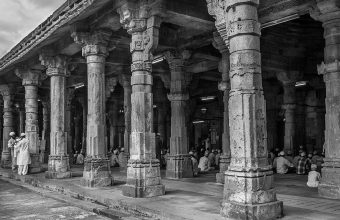 Gujarat's Historic Jami Masjid Faces Threat as Archaeological Survey Calls for Protection Amid Protest Plans
