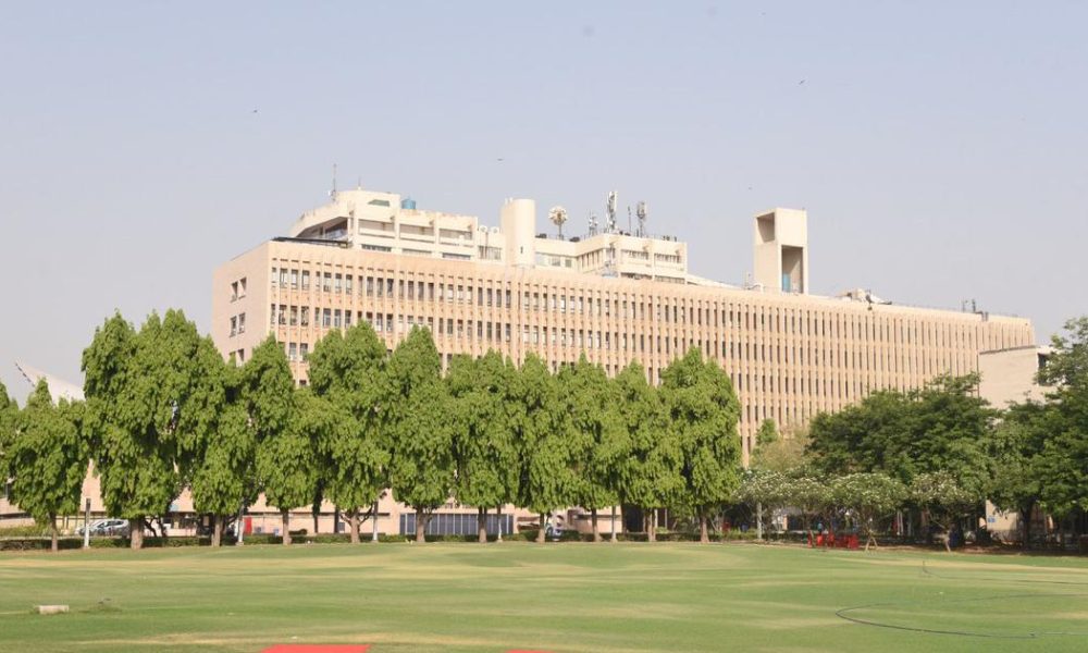 IIT-Delhi Tops India in QS World University Rankings 2027, Yet Academic Reputation Lags