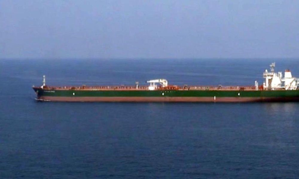 Indian Seafarer Dies of Illness Near Oman; Union Claims Delays in Medical Evacuation