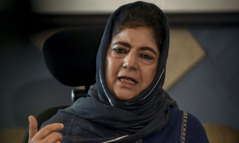 Mehbooba Mufti Calls for Unified Approach Among J&K Leaders to Engage with Central Government