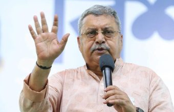 TMC MP Kalyan Banerjee Challenges Mamata Banerjee: Choose Between Him and Abhishek