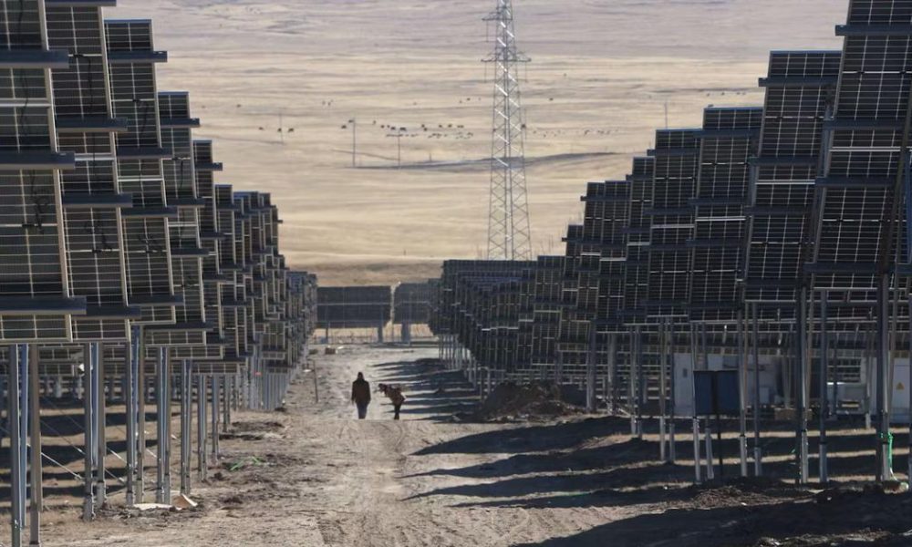 Tibetan Nomads Face Challenges as China's Renewable Energy Projects Transform Pastoral Lands