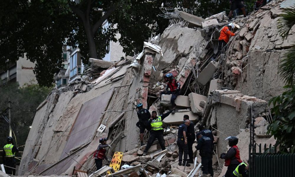 Venezuela Hit by Powerful Twin Earthquakes, Buildings Collapse Amid State of Emergency
