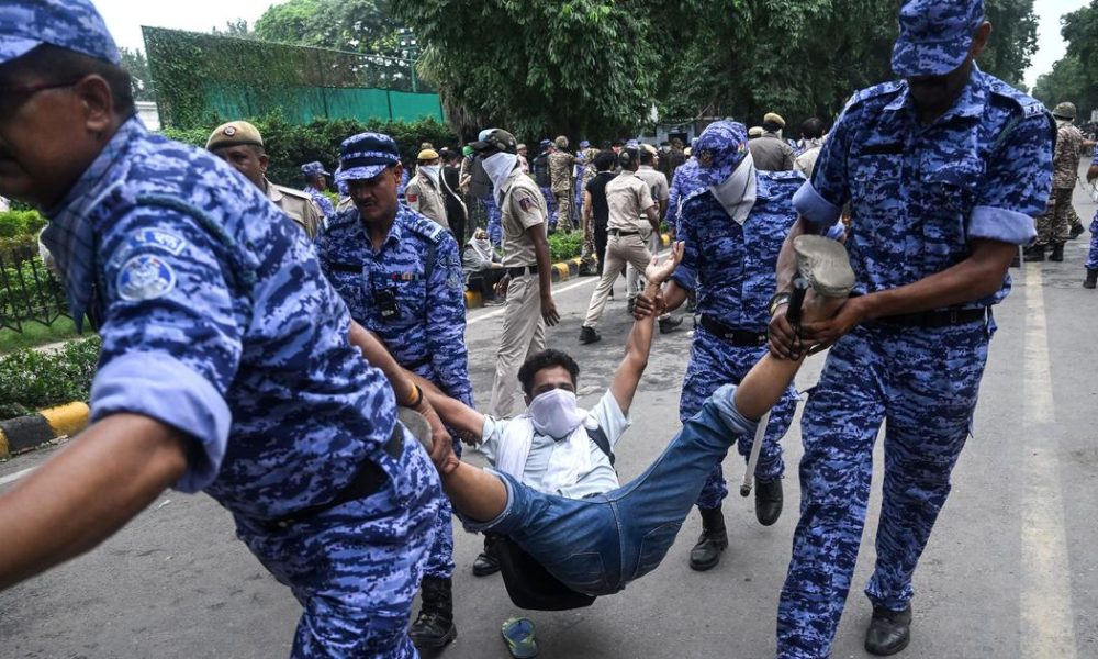 Delhi Police’s Use of Pellet Guns Against Protesters Raises Concerns