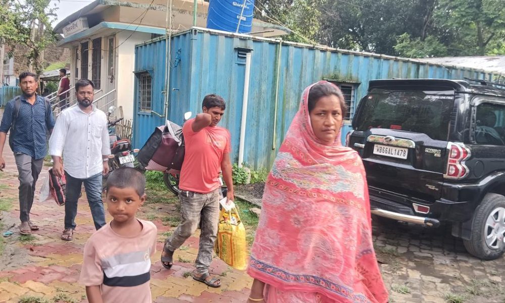 Four Individuals Repatriated from Bangladesh to India After Alleged Deportation