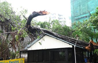 Mumbai Schools and Colleges Shut Down as Heavy Rainfall Warning Issued