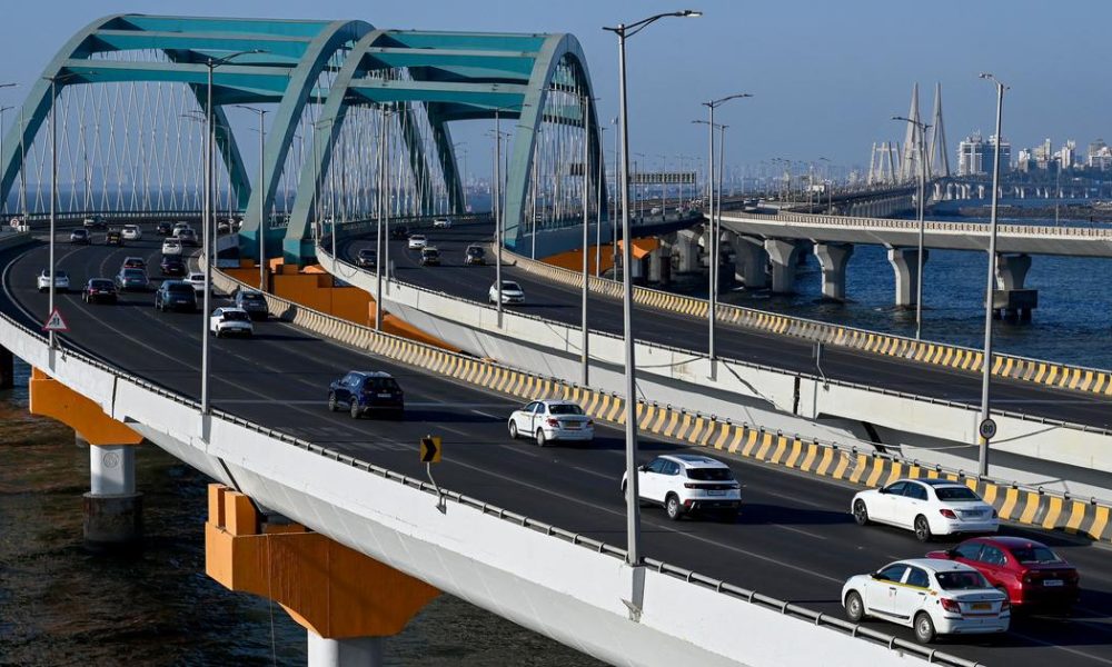 Mumbai's Urban Planning: Prioritizing Cars Over Public Transport