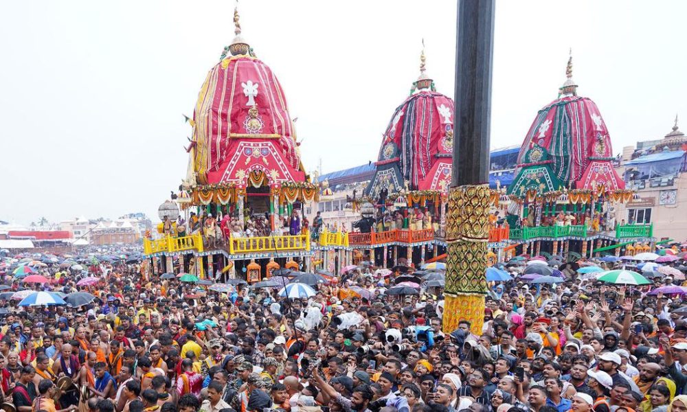 Odisha: One dead, 100 taken to hospital after crowd surge during Puri Rath Yatra