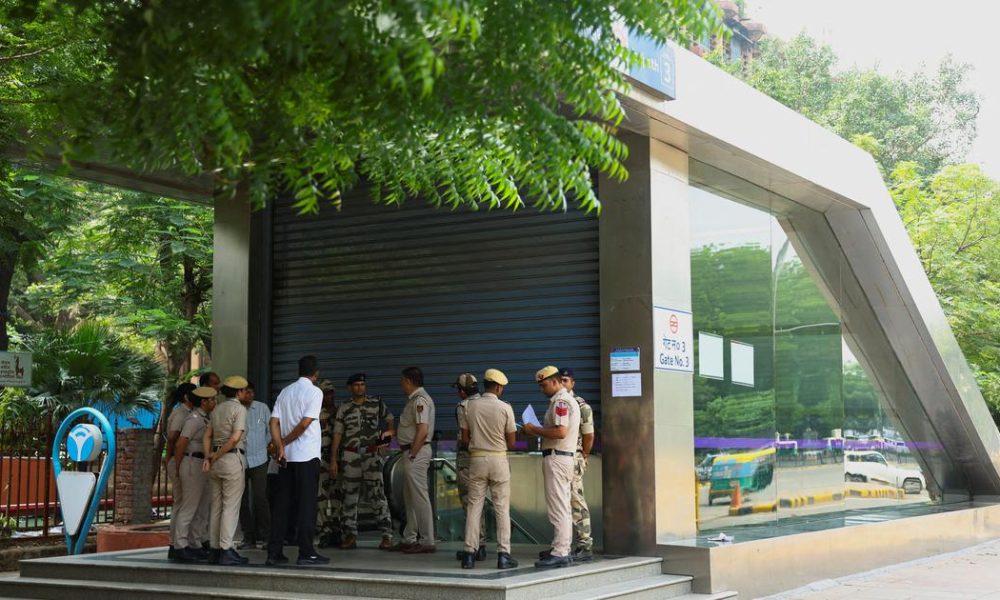 Supreme Court Warns of Intervention if Metro Station Near Court is Not Reopened by Afternoon