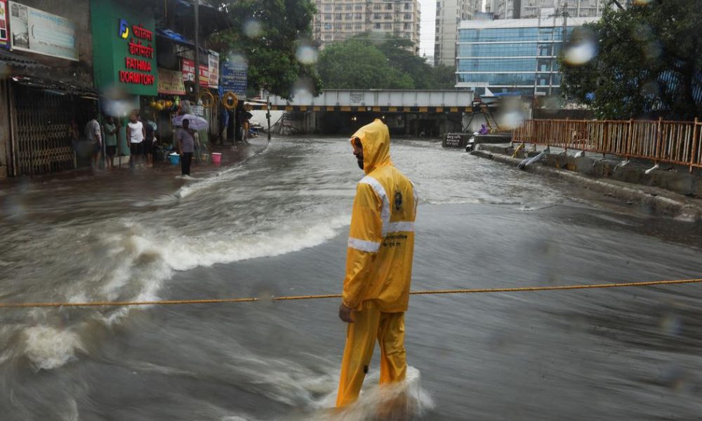Tragic Incident in Mumbai: Man Dies After Falling into Open Manhole Amid Heavy Rains