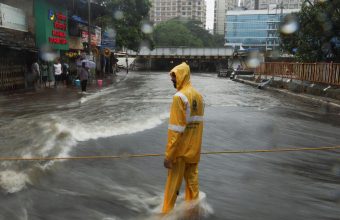Tragic Incident in Mumbai: Man Dies After Falling into Open Manhole Amid Heavy Rains