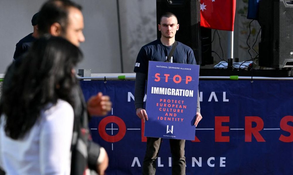 UK's Declining Migration Rates: A Political Success with Economic Consequences