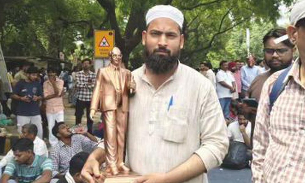 UP Police Allegedly Detain Family of Muslim Man Providing Aid at Jantar Mantar Protest