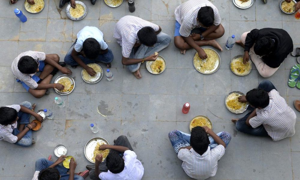 Bihar School Incident: 34 Students Hospitalized After Detergent Mistakenly Added to Midday Meal
