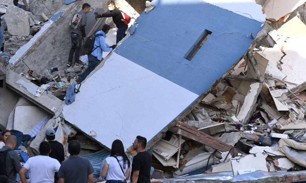 Devastating 7.4-Magnitude Earthquake Claims 132 Lives in Colombia