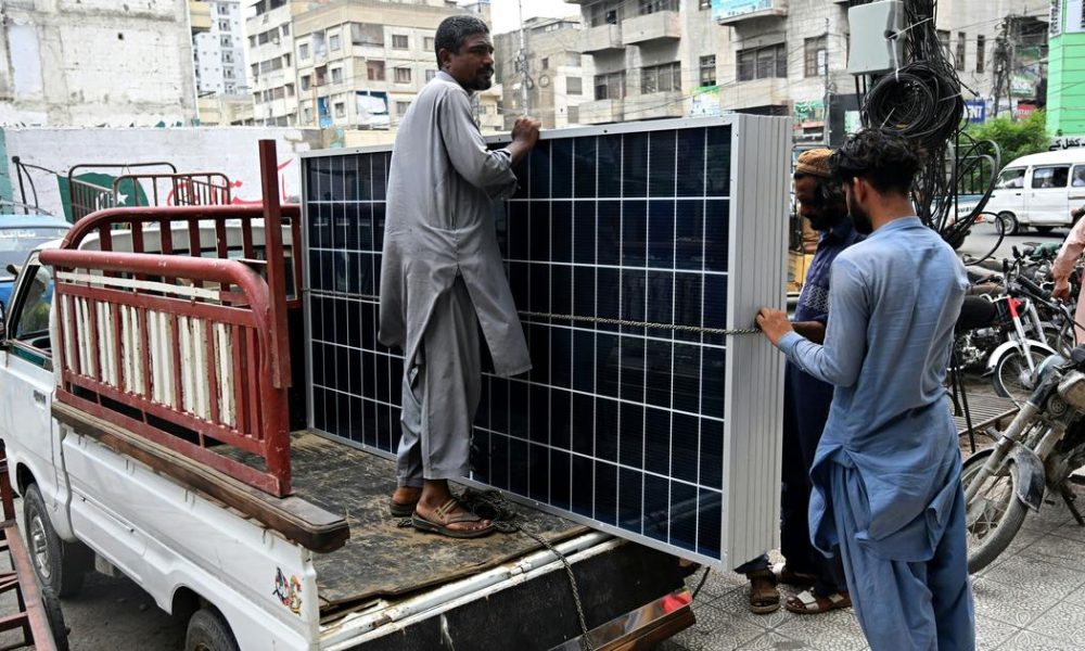 Fuel Dependent South Asia Faces Challenges Amid Global Conflicts