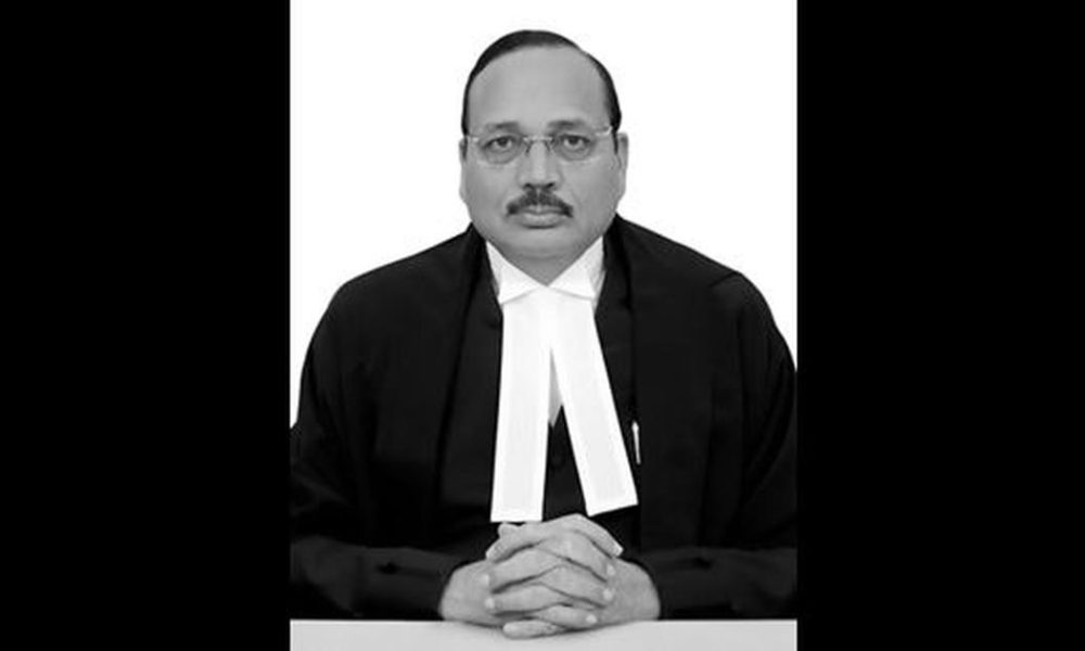 NALSAR Students Demand Reconsideration of CJI's Invitation for Convocation Over Police Remarks