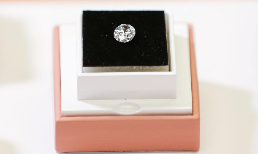 The Rise of Lab-Grown Diamonds: A Shift in the Jewelry Industry Landscape