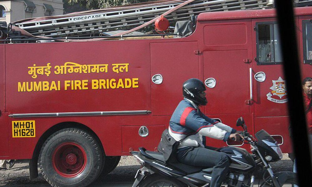 Tragic Fire in Vile Parle Claims Lives of Two-Year-Old and Woman, Several Injured
