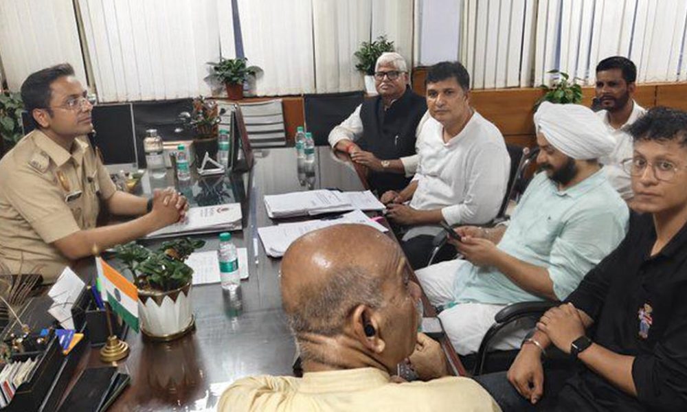 AAP Leaders Saurabh Bharadwaj and Jarnail Singh Face Legal Action for Alleged Assault on Constable