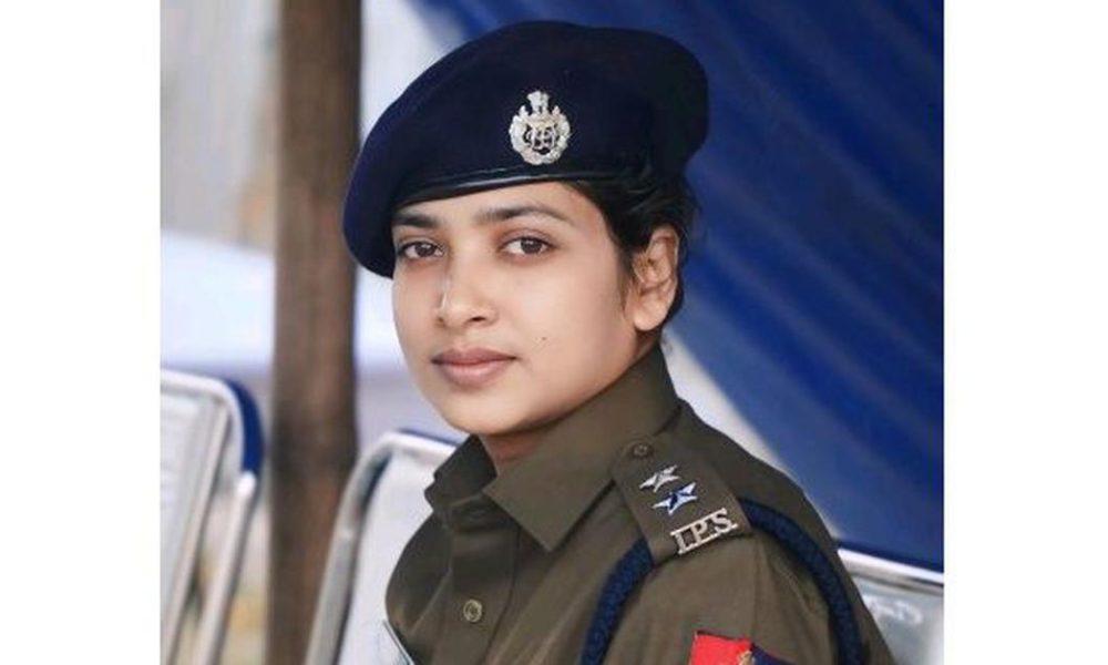 West Bengal Transfers IPS Officer Following Controversy Over Islamic Greetings