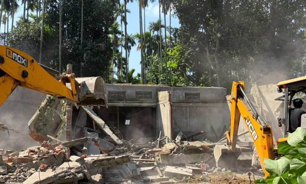 Assam Government Evicts Over 1,100 Muslim Families from Lutumari Forests in Controversial Demolition Drive